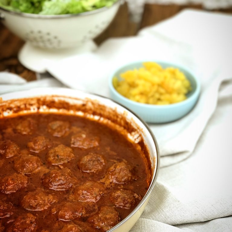 Fleischbällchen in Tomatensauce