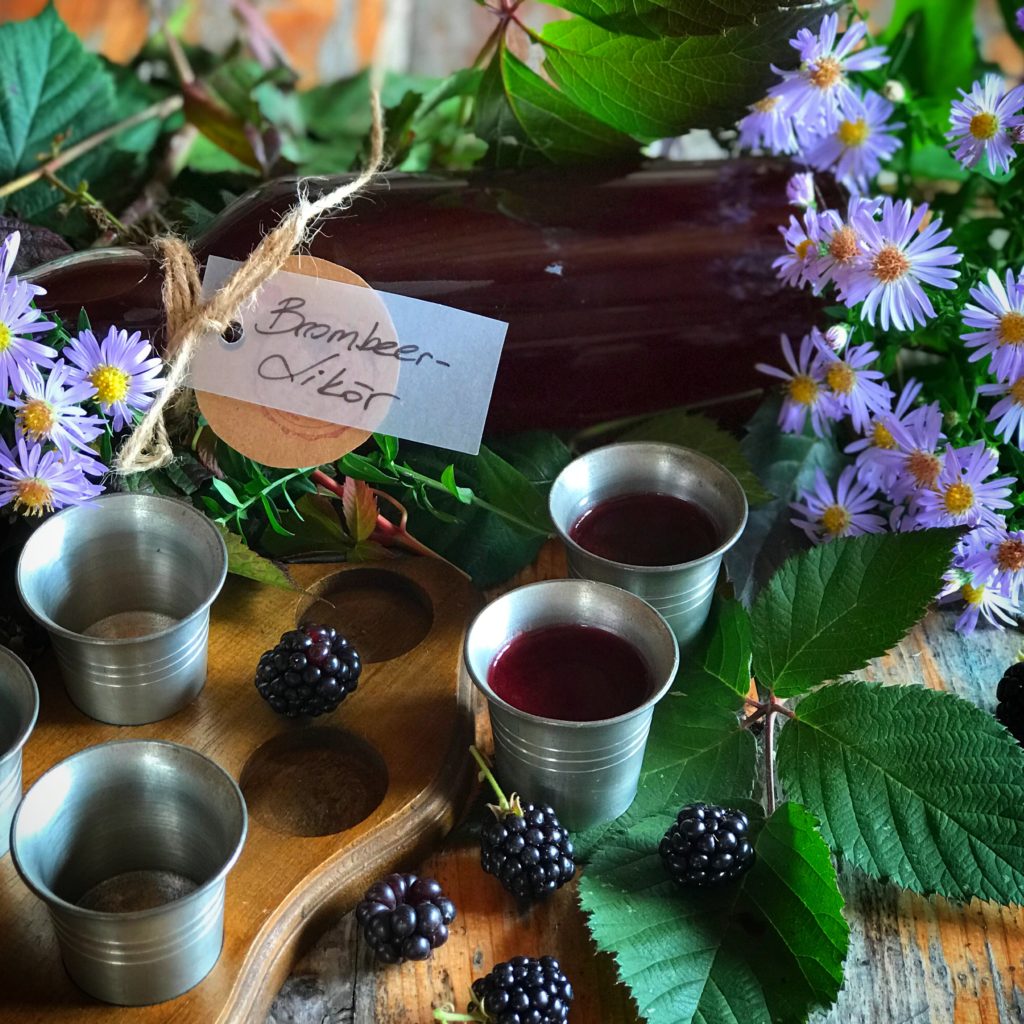 Brombeerlikör Rezept - Veronikas Hofküche