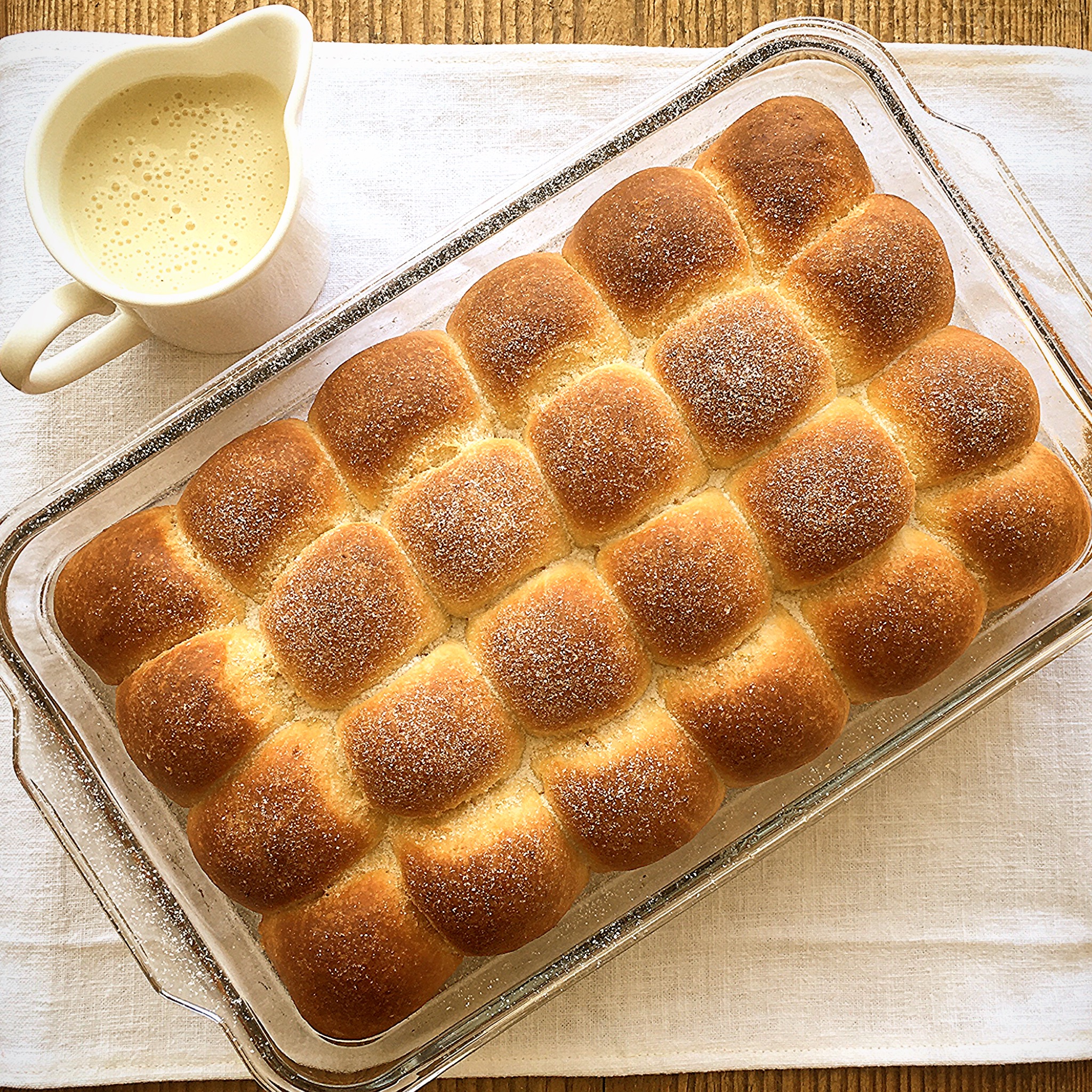 Buchteln mit Vanillesauce Rezept - Veronikas Hofküche