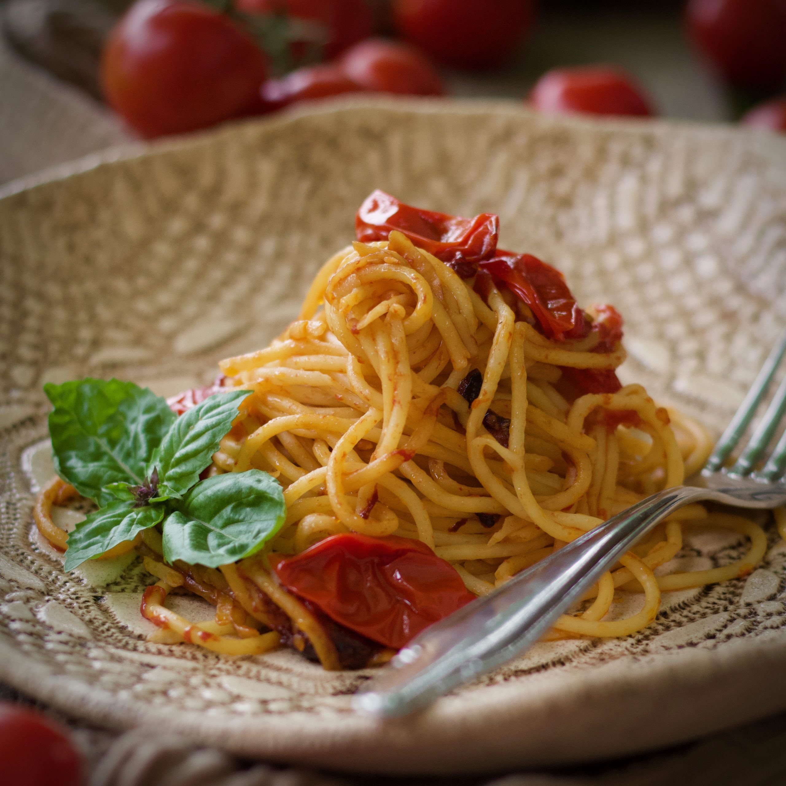 Spaghetti mit Cocktailtomaten Rezept - Veronikas Hofküche