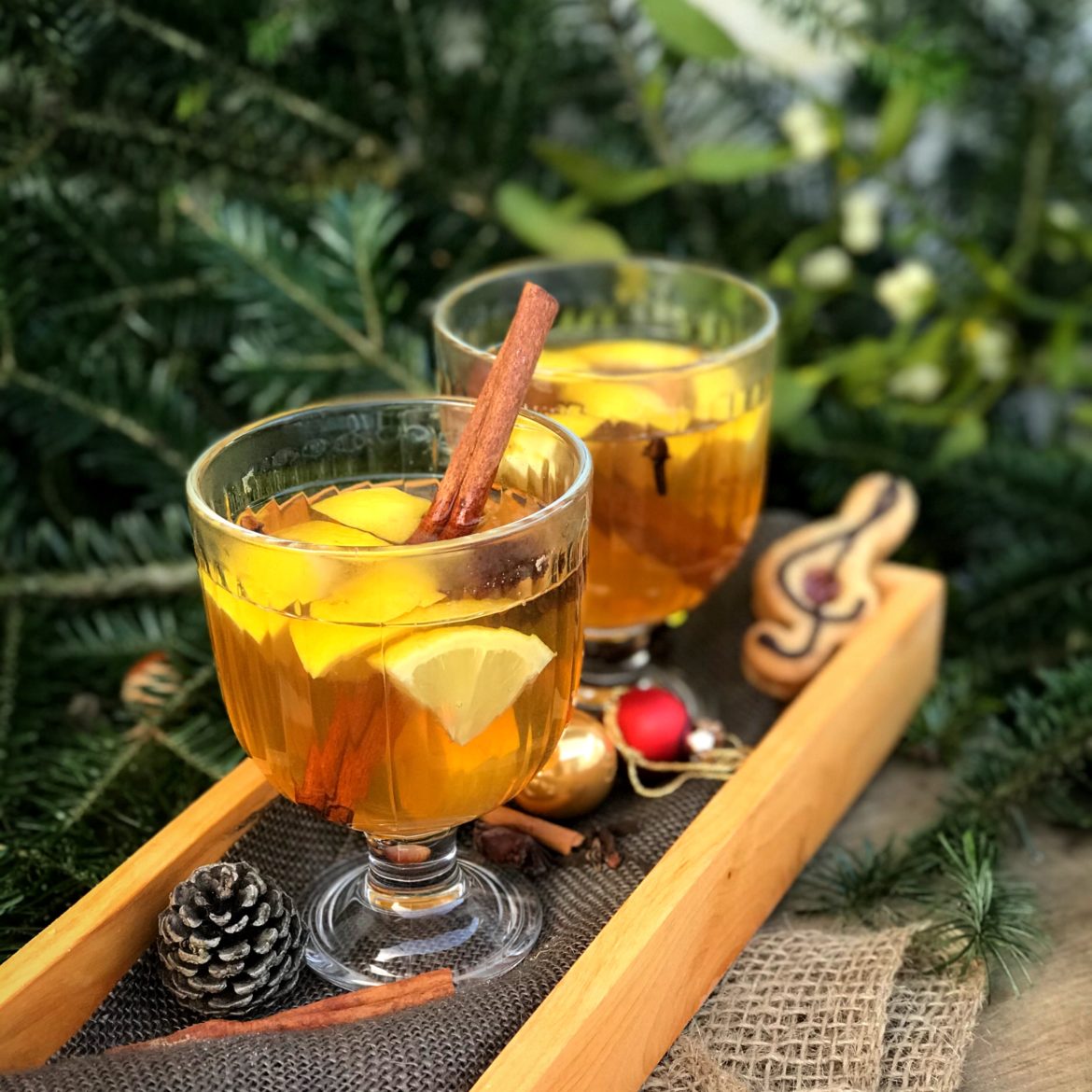 Weißer Glühwein Rezept - Veronikas Hofküche